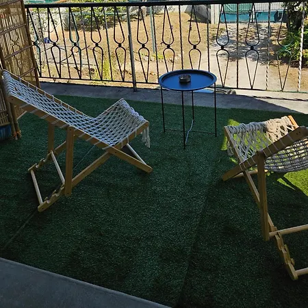 Maison Spacieuse Jardin Transat - Parking Gratuit Bed & Breakfast